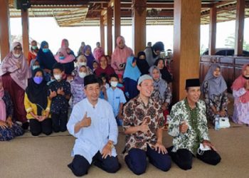 Rumah Muallaf Center Kab.Karanganyar Gelar pembinaan muallaf  Bersama Uztad Felix Siauw