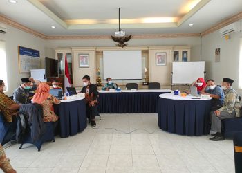 Tim Kerja Pembanguan ZI WBK Kemenag Karanganyar Mengikuti Penilaian Pendahuluan