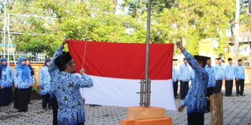 Peringati HARKITNAS, Kemenag Karanganyar Gelar Upacara Bendera