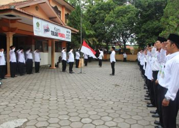 Upacara HAB Kemenag Ke-71 Berlangsung Khidmat
