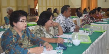 Gara Katolik Selenggarakan Seminar Tenaga Kependidikan