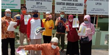 Sambut Ramadan, Penyuluh Agama Islam Bagikan Jadwal Imsakiyah dan Masker