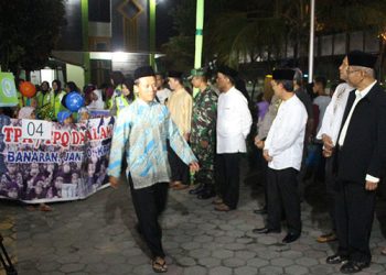 Santri-santri TPA Meriahkan Malam Idul Fitri 1437H/2016M