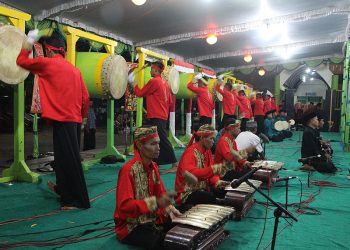 Rampak Bedug Semarakkan Malam Idul Fitri 1437H