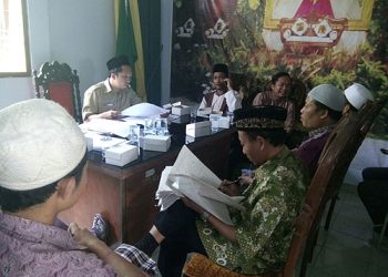 KUA Jatiyoso gelar pertemuan dengan tokoh agama
