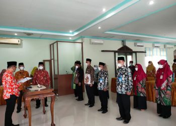 20 ASN Kemenag Karanganyar Terima SK Kenaikan Pangkat