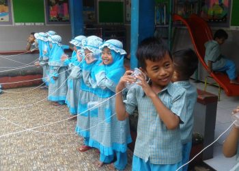 Mainan Tradisional Meminimalisir Anak Bermain Gadget