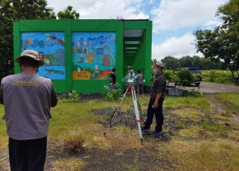 Hanya sedikit Masjid yang hampir pas searah dengan Ka’bah