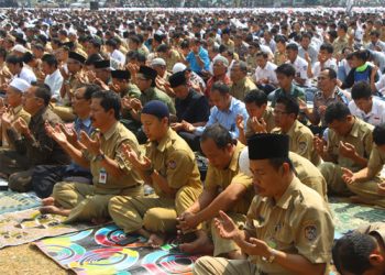 Karanganyar gelar shalat Istisqo meminta hujan