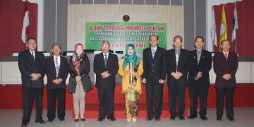 Kepala MAN 1 KARANGANYAR Sandang Doktor, Predikat Cumlaude