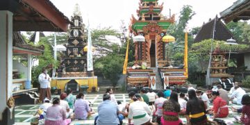 Umat Hindu Karanganyar Merayakan Hari Raya Saraswati