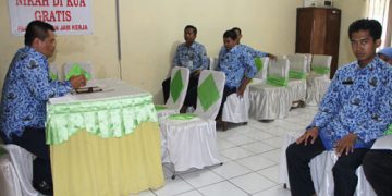 Kasubbag TU monitoring KUA Kebakkramat