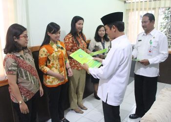 Kepala Kemenag Serahkan SK Penyuluh Agama Katolik Non PNS