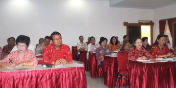 Gara Katolik Selenggarakan Pembinaan Guru Agamanya