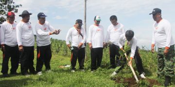 Sedekah Alam Pegawai Kementerian Agama Kabupaten Karanganyar