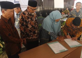 Telah terbentuk UPZ MAN 1 Karanganyar , dengan anggota 9 orang